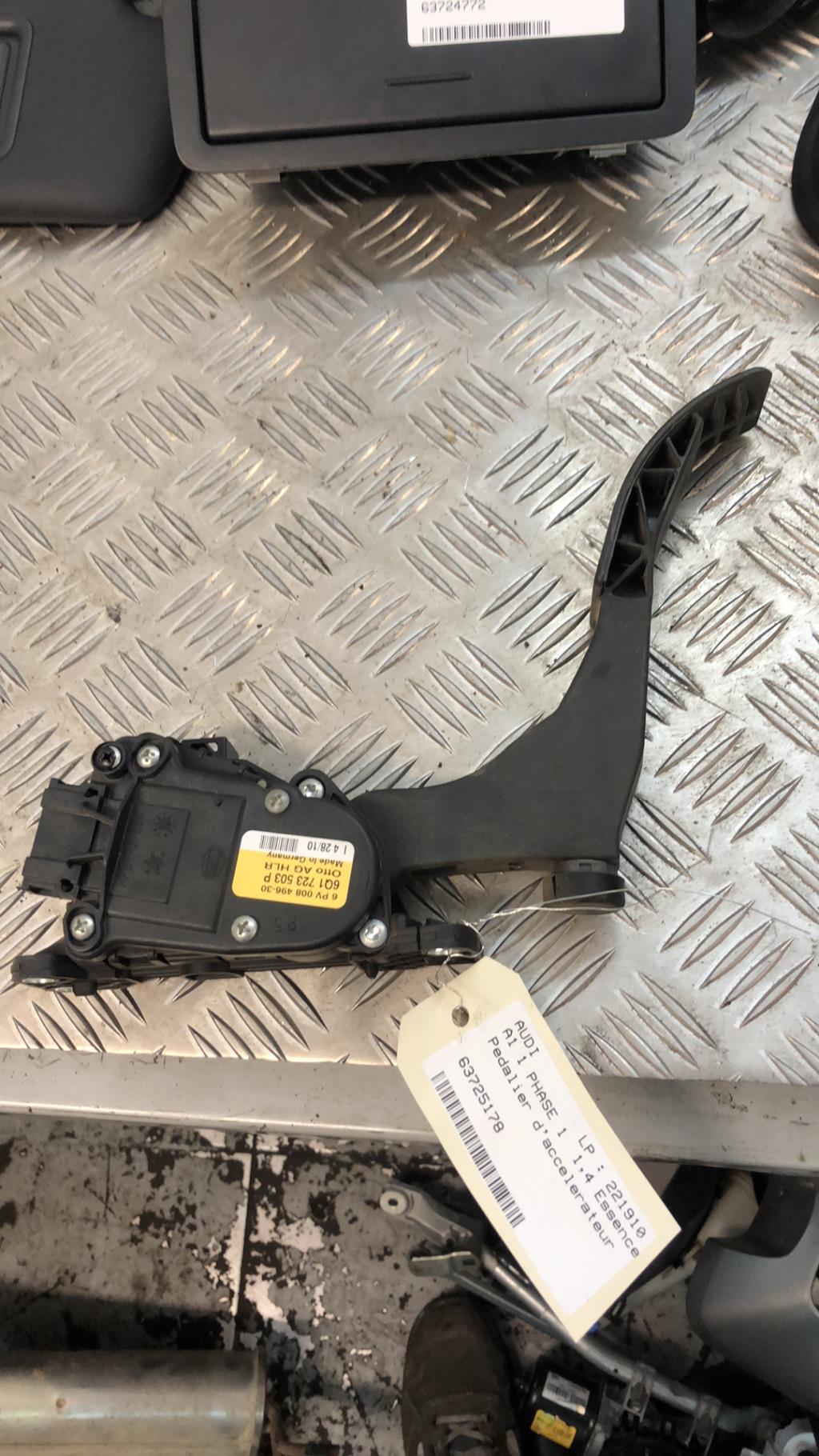 Pedale d'accelerateur AUDI A1 1 PHASE 1 Essence - 1
