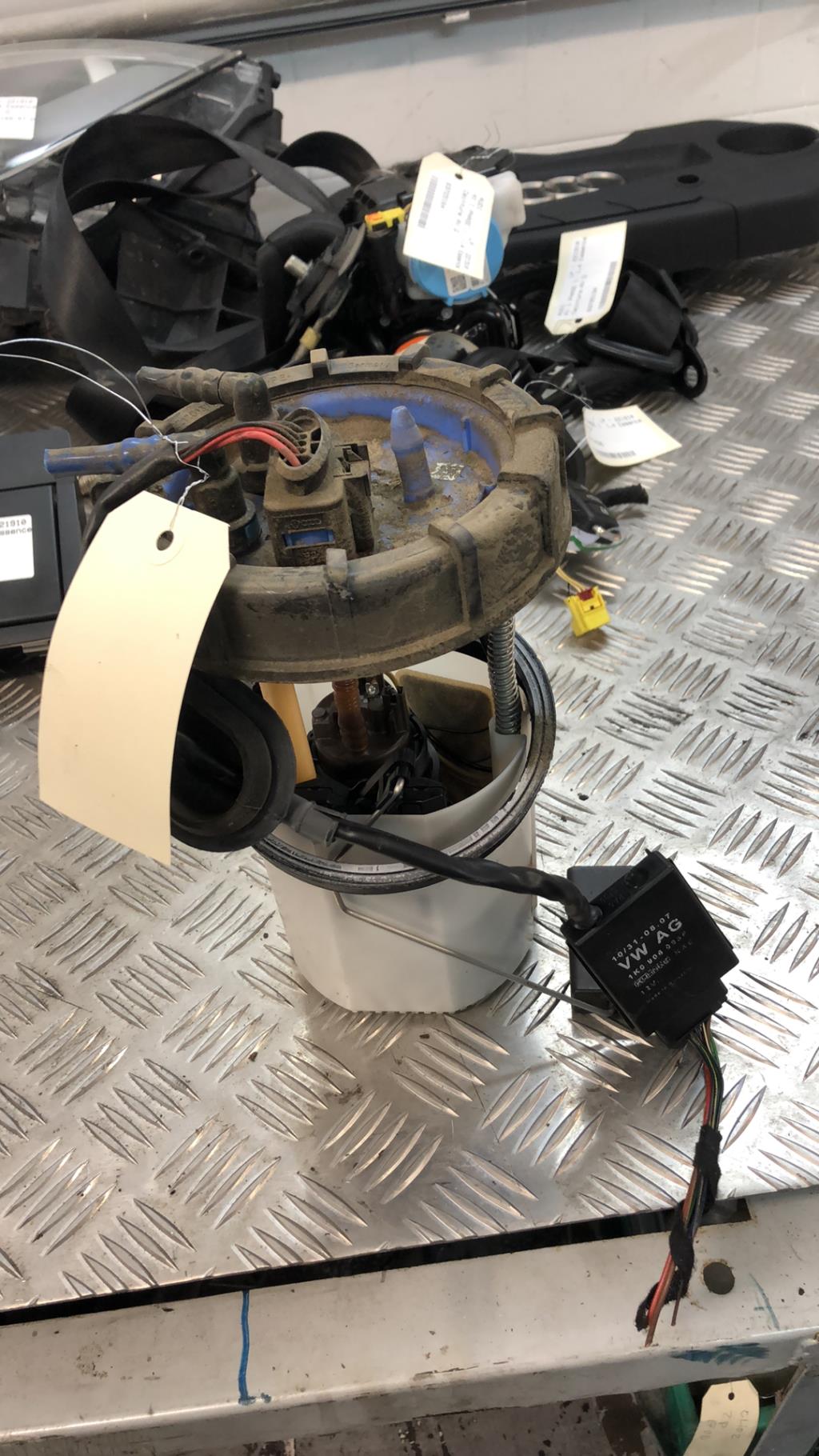 Pompe à carburant AUDI A1 1 PHASE 1 Essence - 1