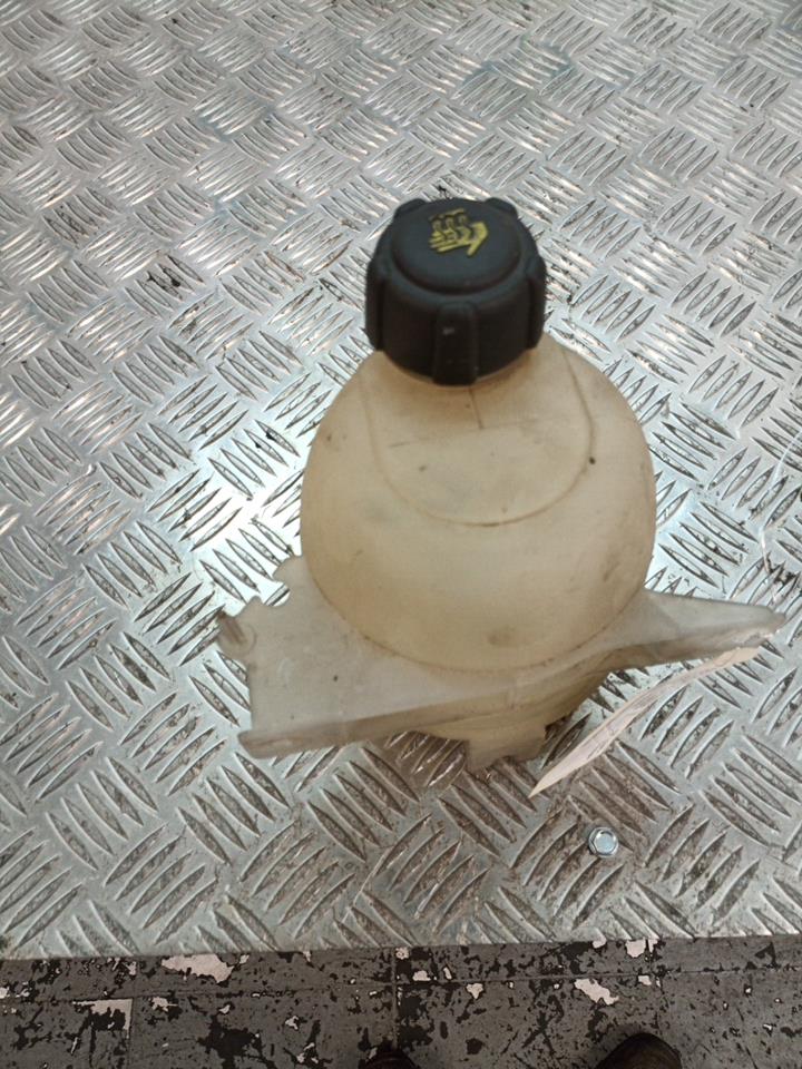 Vase d'expansion RENAULT CLIO 2 PHASE 2 Essence - 1