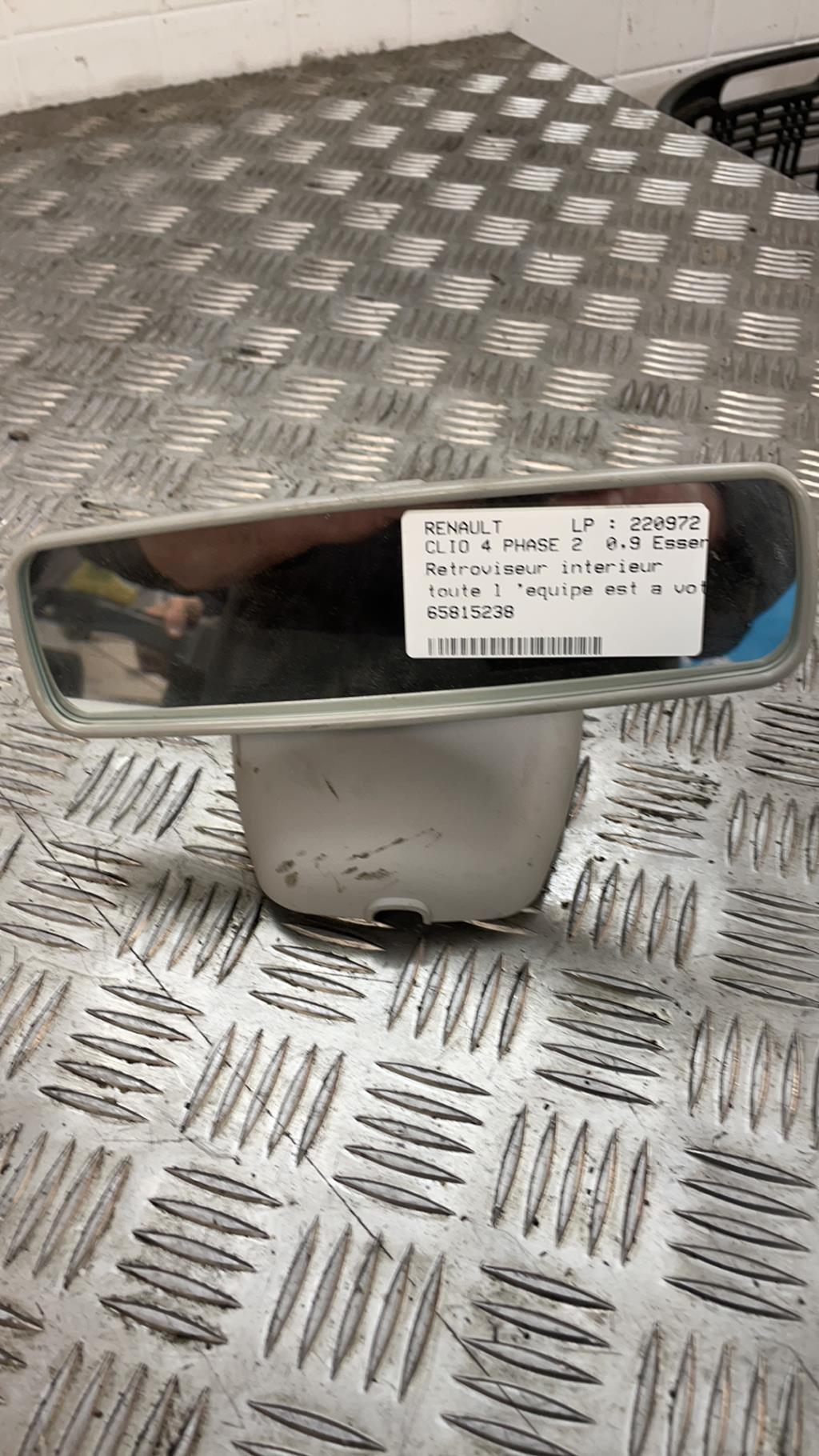 Retroviseur interieur RENAULT CLIO 4 PHASE 2 Essence - 1