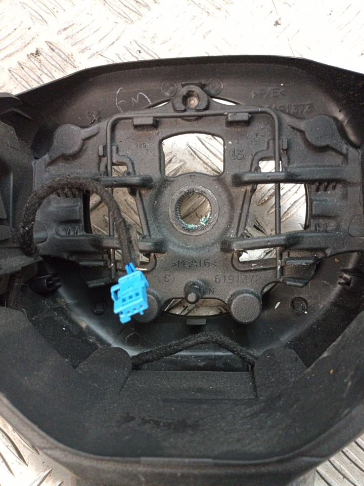 Volant PEUGEOT 208 1 PHASE 1 Diesel - 1
