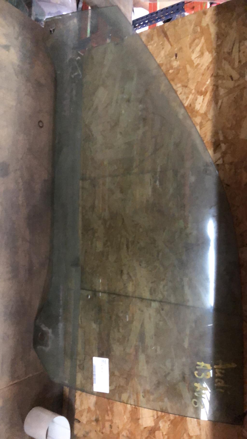 Vitre avant gauche AUDI A3 1  - 1