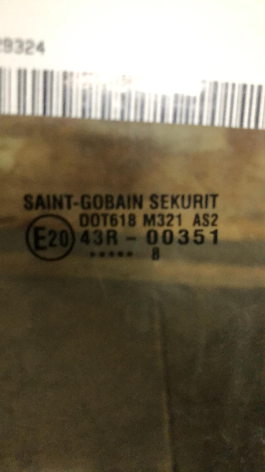 Vitre avant gauche SUZUKI SWIFT 2  - 1
