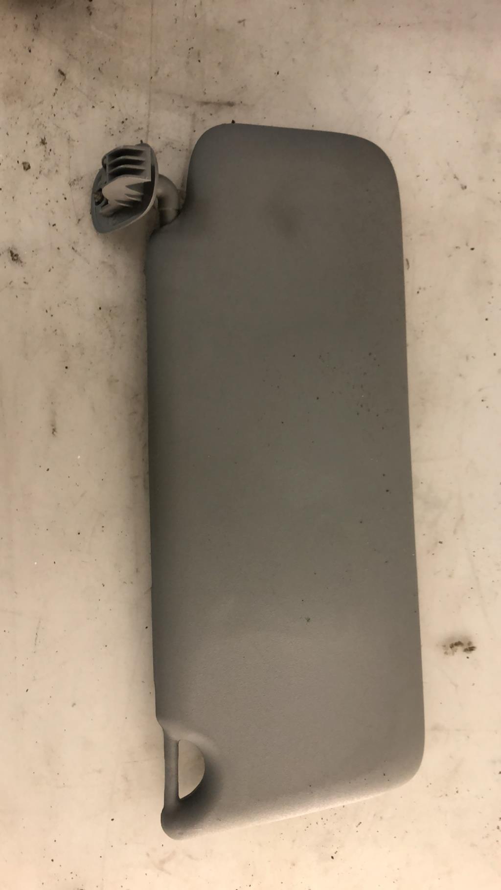 Pare soleil droit RENAULT CLIO 2 PHASE 2 Essence - 1