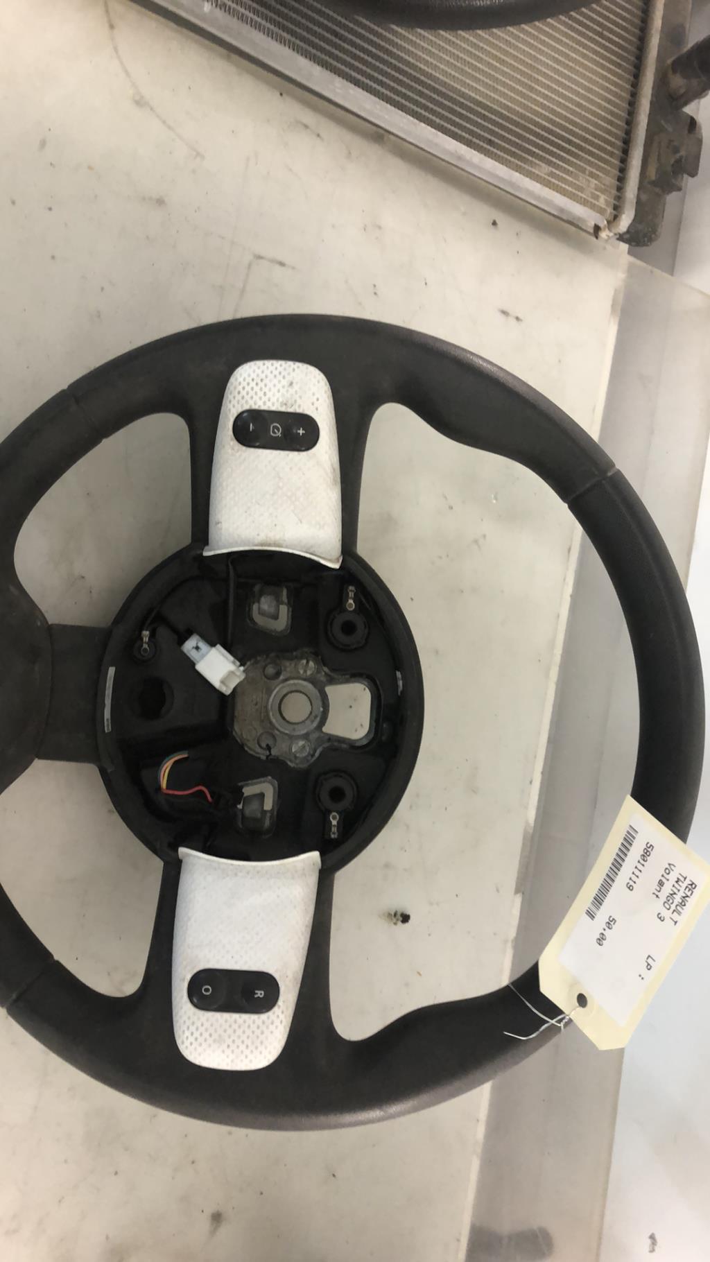 Volant RENAULT TWINGO 3  - 1