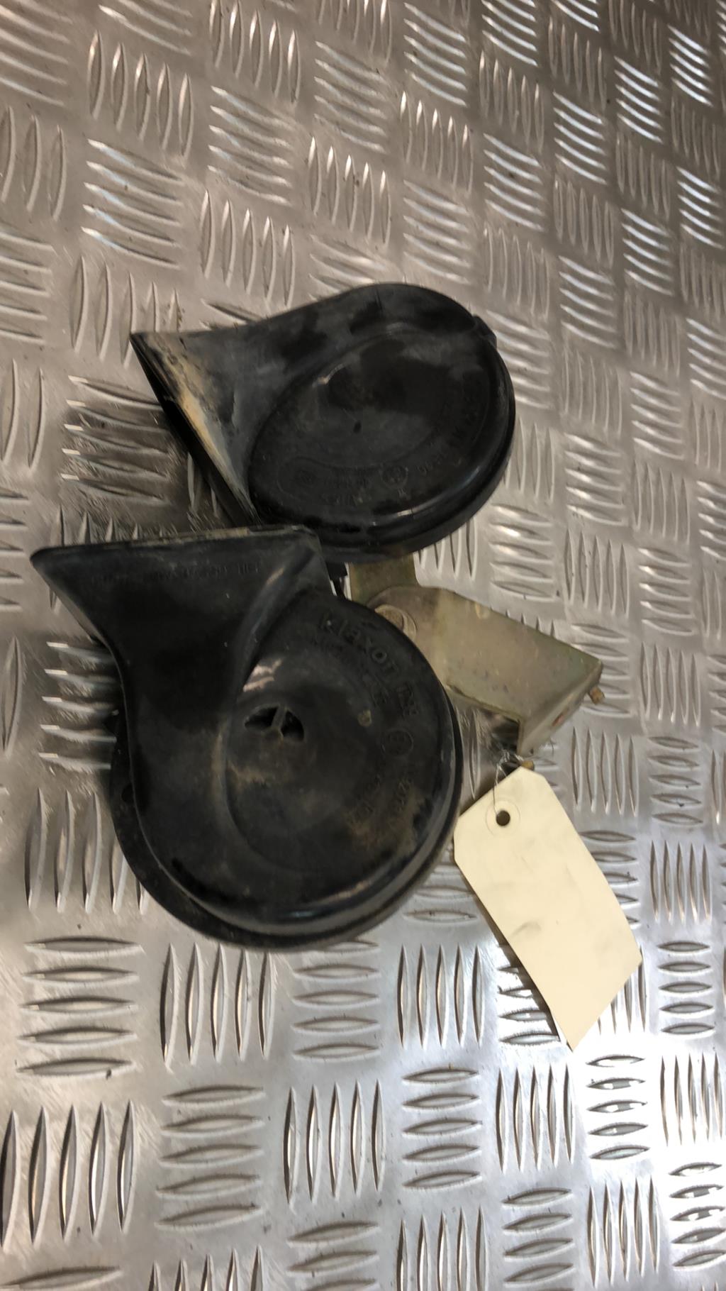 Avertisseur/Klaxon RENAULT CLIO 2 PHASE 2  - 1