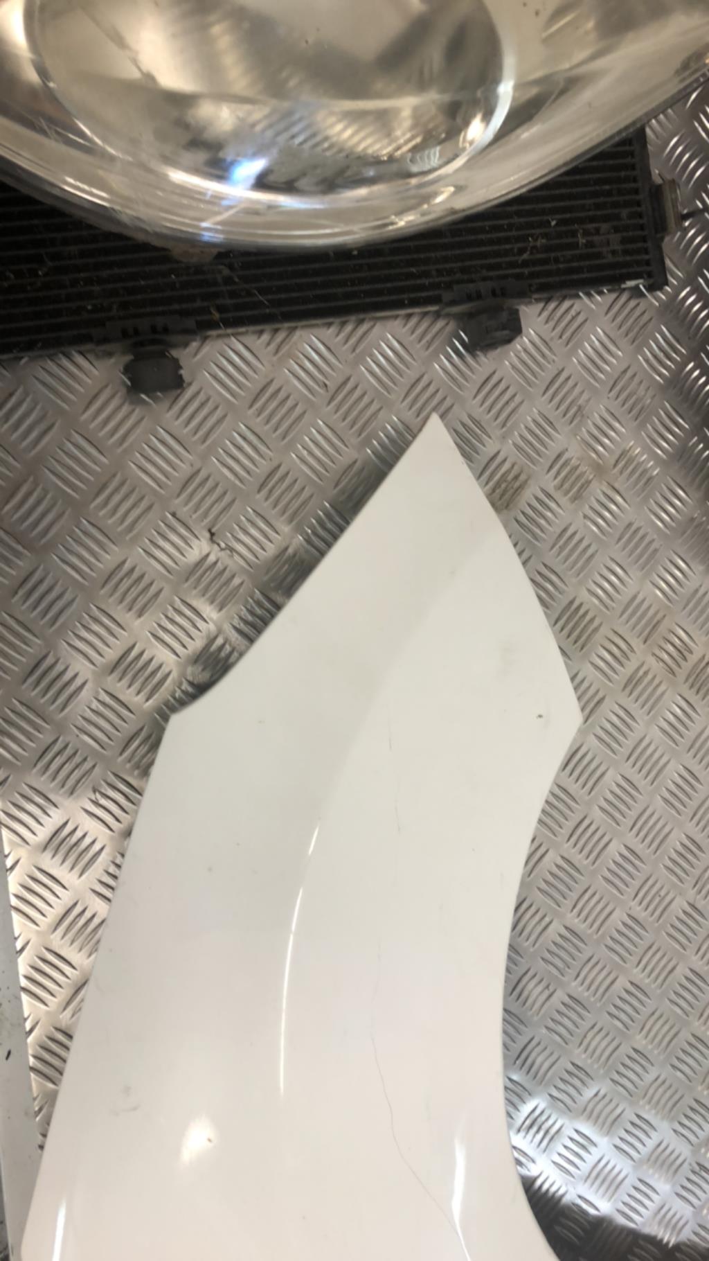 Baguette d'aile arrière gauche CITROEN C3 2  - 1