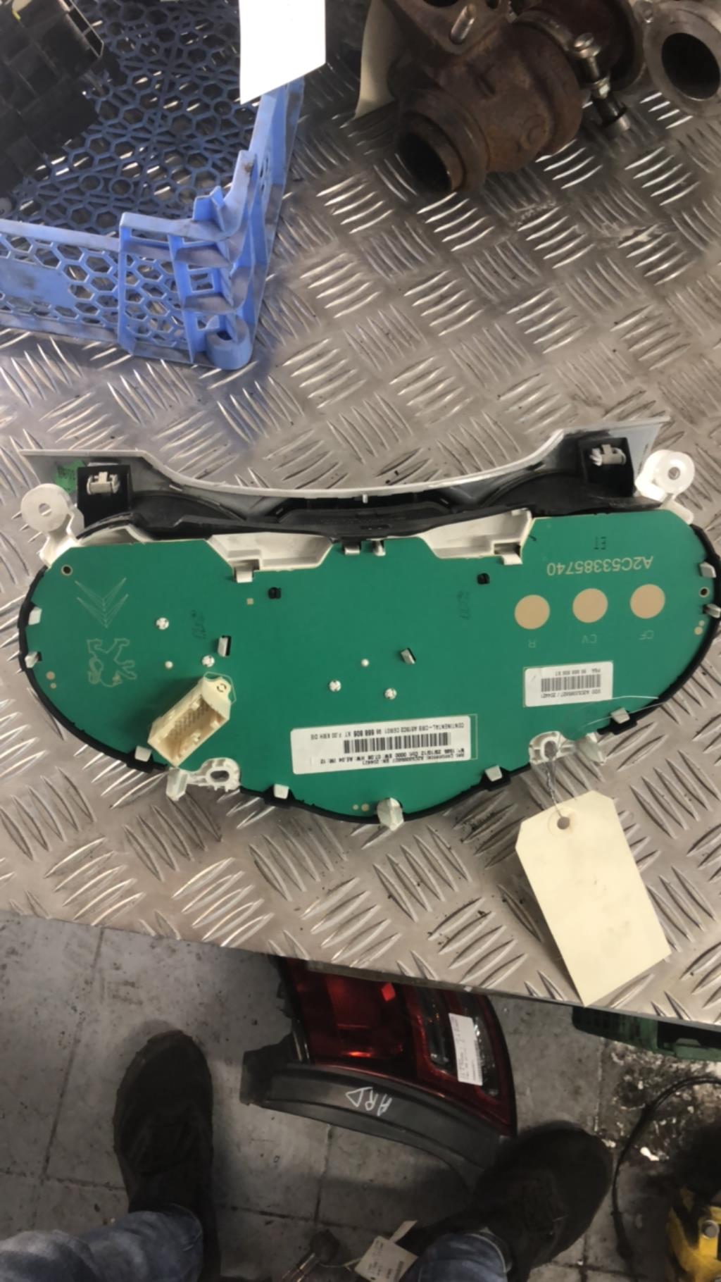 Compteur CITROEN C3 2 PHASE 1 Diesel - 1