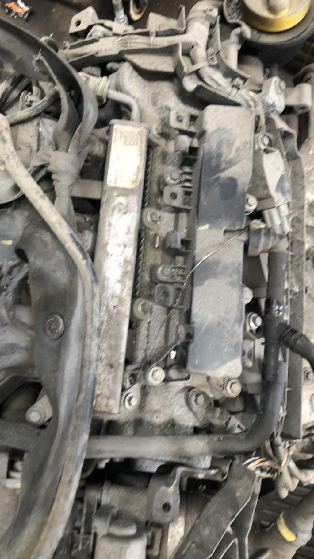 Rampe injection RENAULT TWINGO 3 PHASE 1 Essence - 1