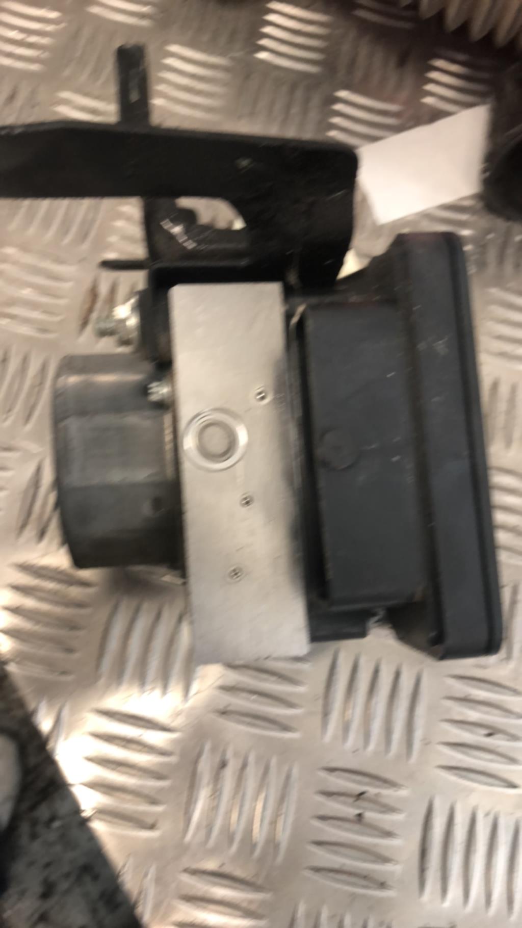Bloc ABS (freins anti-blocage) CITROEN C1 2 Essence - 1