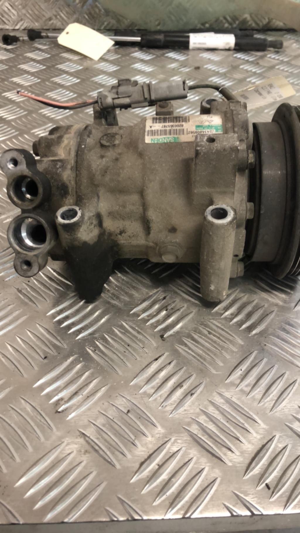 Compresseur clim RENAULT CLIO 3 PHASE 1 Diesel - 1