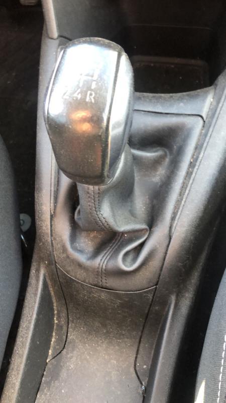 Levier de vitesses PEUGEOT 208 1 PHASE 2 Essence - 1