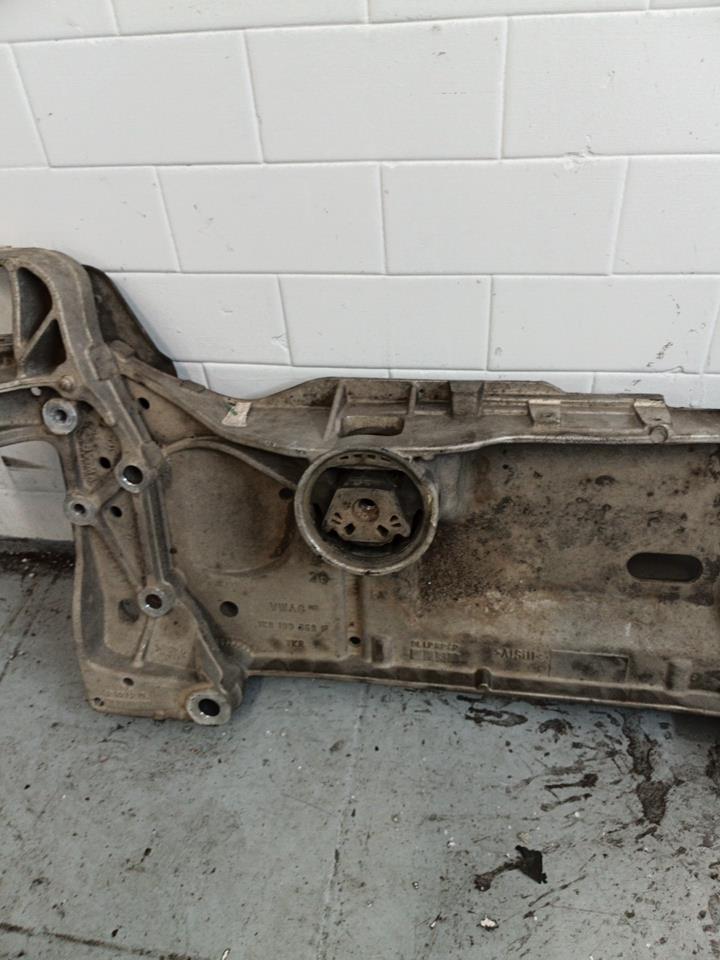 Berceau avant VOLKSWAGEN EOS CABRIO PHASE 1 Diesel - 1