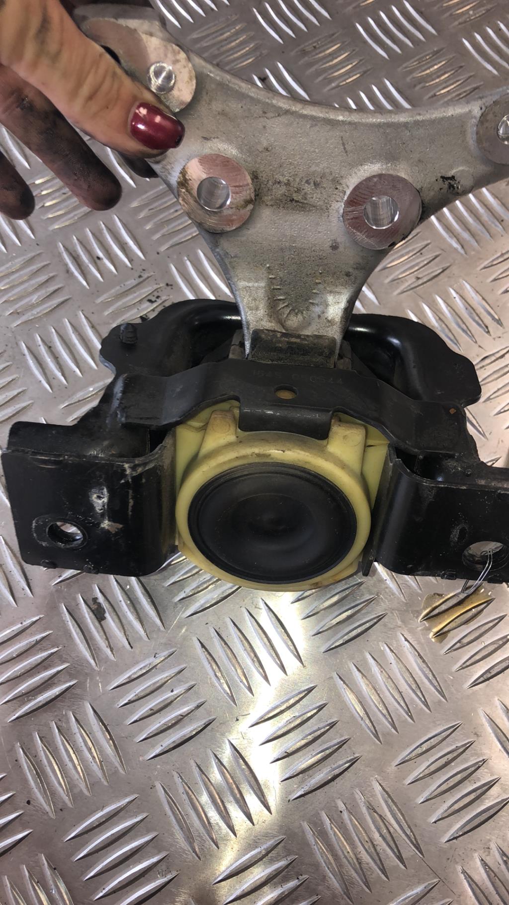 Support moteur DS DS3 PHASE 3 Essence - 1