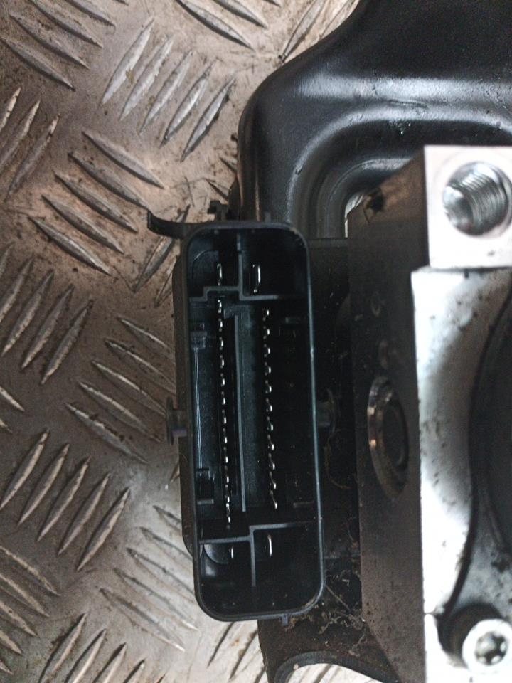 Bloc ABS (freins anti-blocage) CITROEN C3 2 PHASE 2 Diesel - 1
