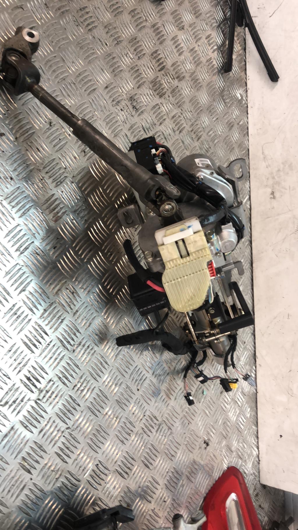 Colonne de direction RENAULT MEGANE 3 PHASE 1 COUPE Diesel - 1