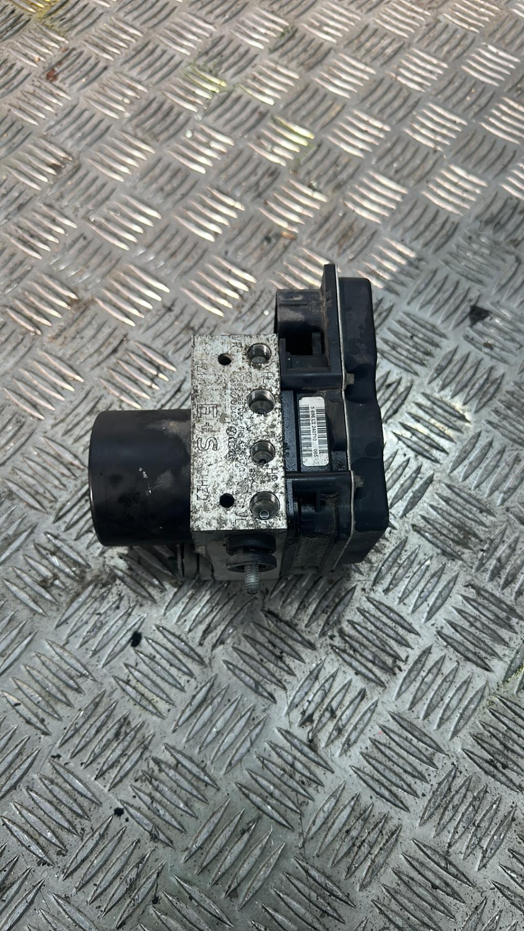 Bloc ABS (freins anti-blocage) AUDI A1 1 PHASE 1 Diesel - 1