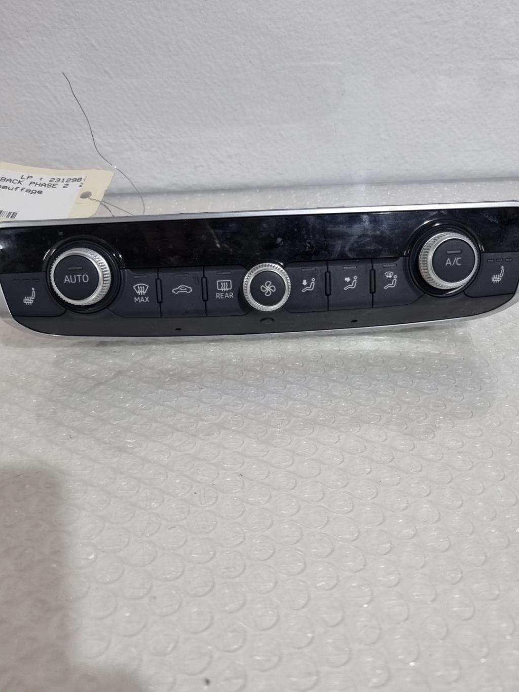Commande chauffage AUDI A3 3 SPORTBACK PHASE 2 Essence - 1