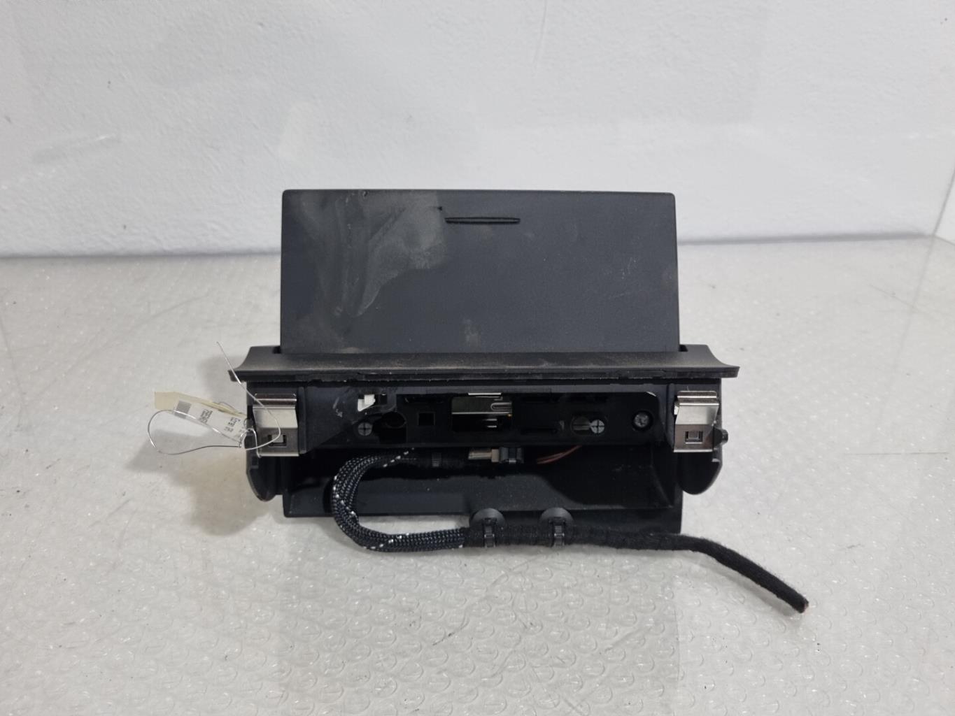 Ecran GPS AUDI A1 1 S1 PHASE 2 Essence - 1