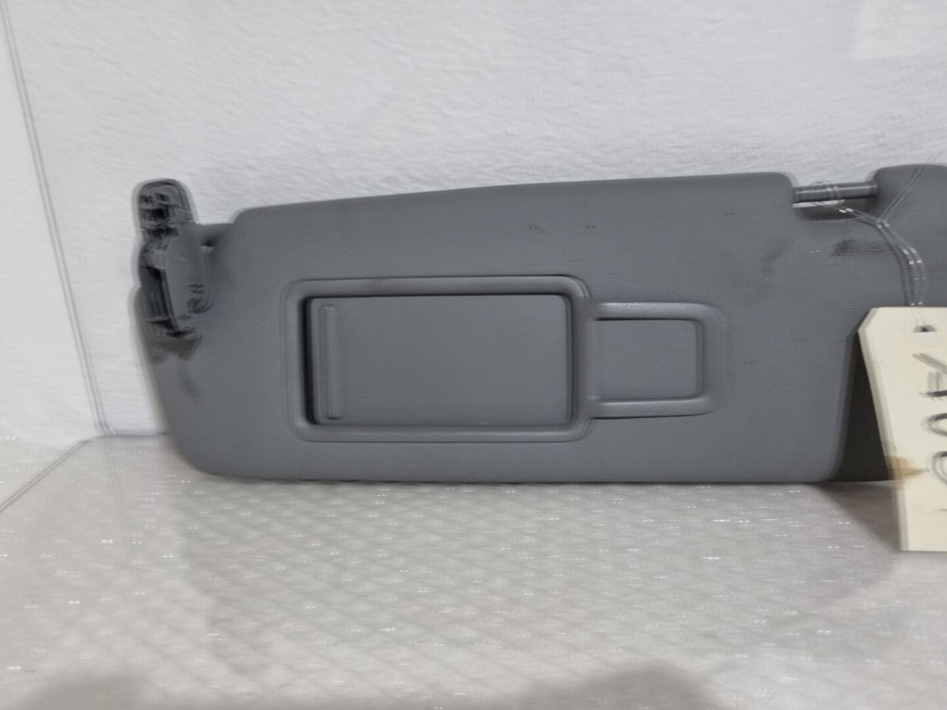 Pare soleil gauche AUDI A3 3 SPORTBACK PHASE 2 Essence - 1