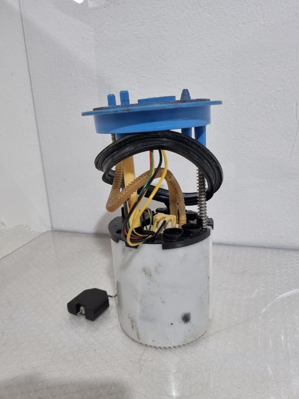 Pompe à carburant AUDI A1 1 S1 PHASE 2 Essence - 1