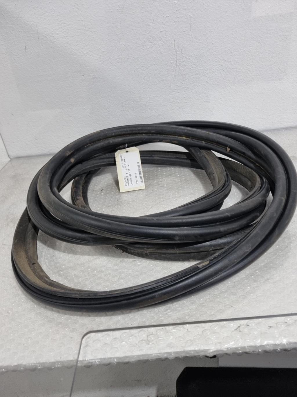 Joint de coffre PEUGEOT PARTNER 3 PHASE 1 Diesel - 1