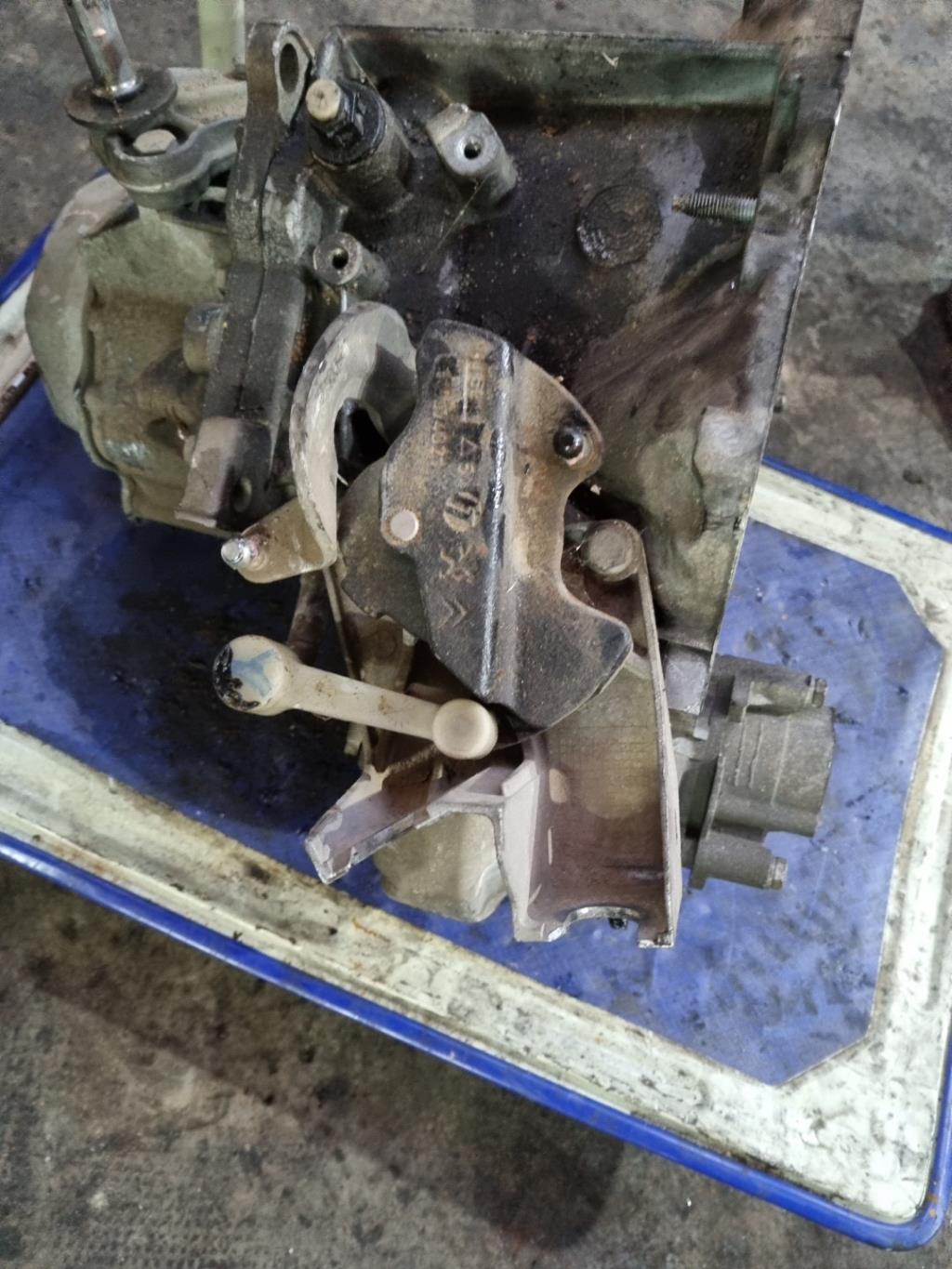 Boite de vitesses PEUGEOT 308 1 PHASE 1 Essence - 1