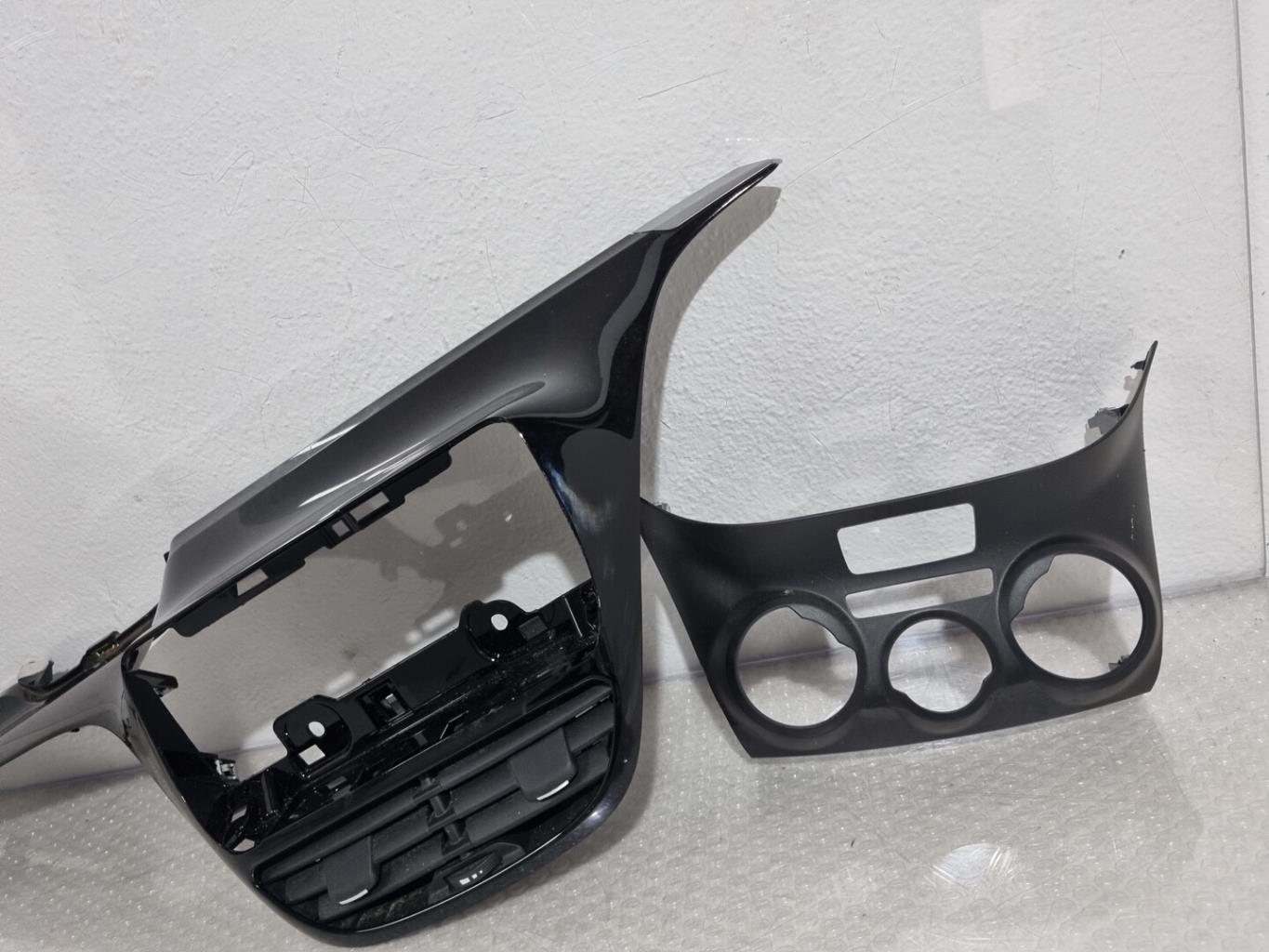 Kit enjoliveur interieur PEUGEOT 2008 1 PHASE 1 Essence - 1