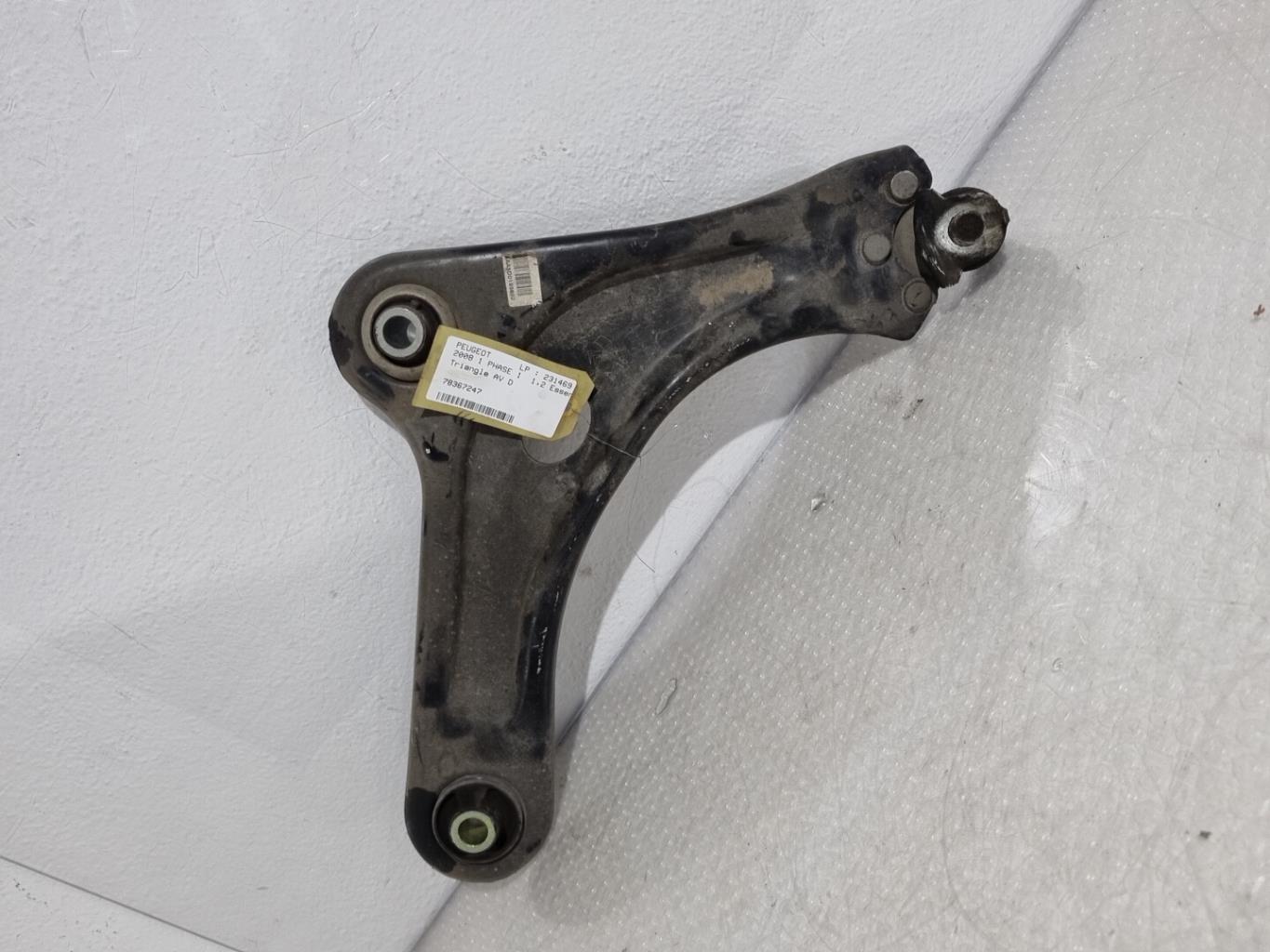 Triangle avant droit PEUGEOT 2008 1 PHASE 1 Essence - 1