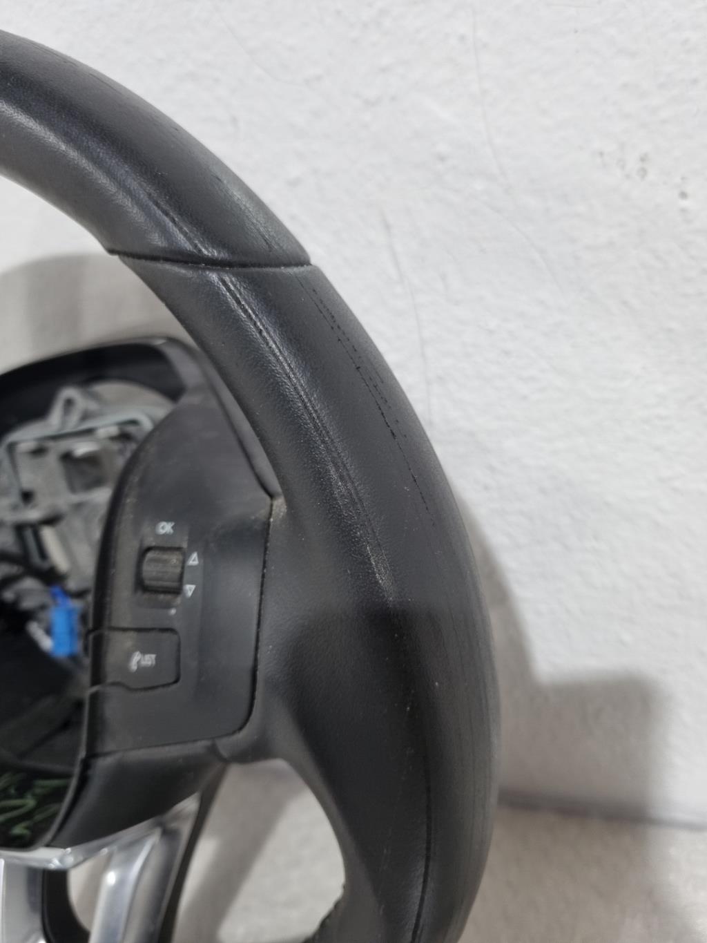 Volant PEUGEOT 2008 1 PHASE 1 Essence - 1