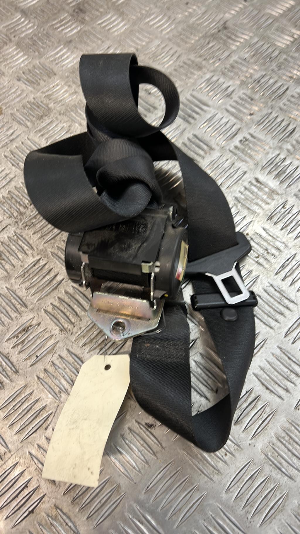 Ceinture arriere droit MINI MINI 2 R55 CLUBMAN PHASE 2 BREAK Diesel - 1