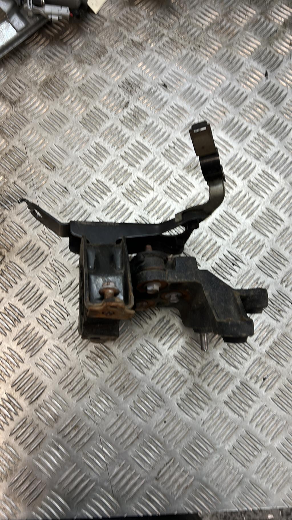 Support moteur CITROEN C1 1 PHASE 2 Essence - 1