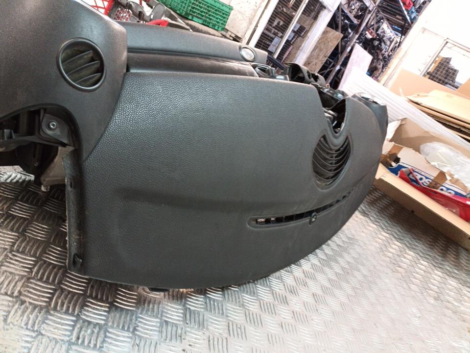 Tableau de bord MINI MINI 2 R55 CLUBMAN PHASE 2 BREAK Diesel - 1