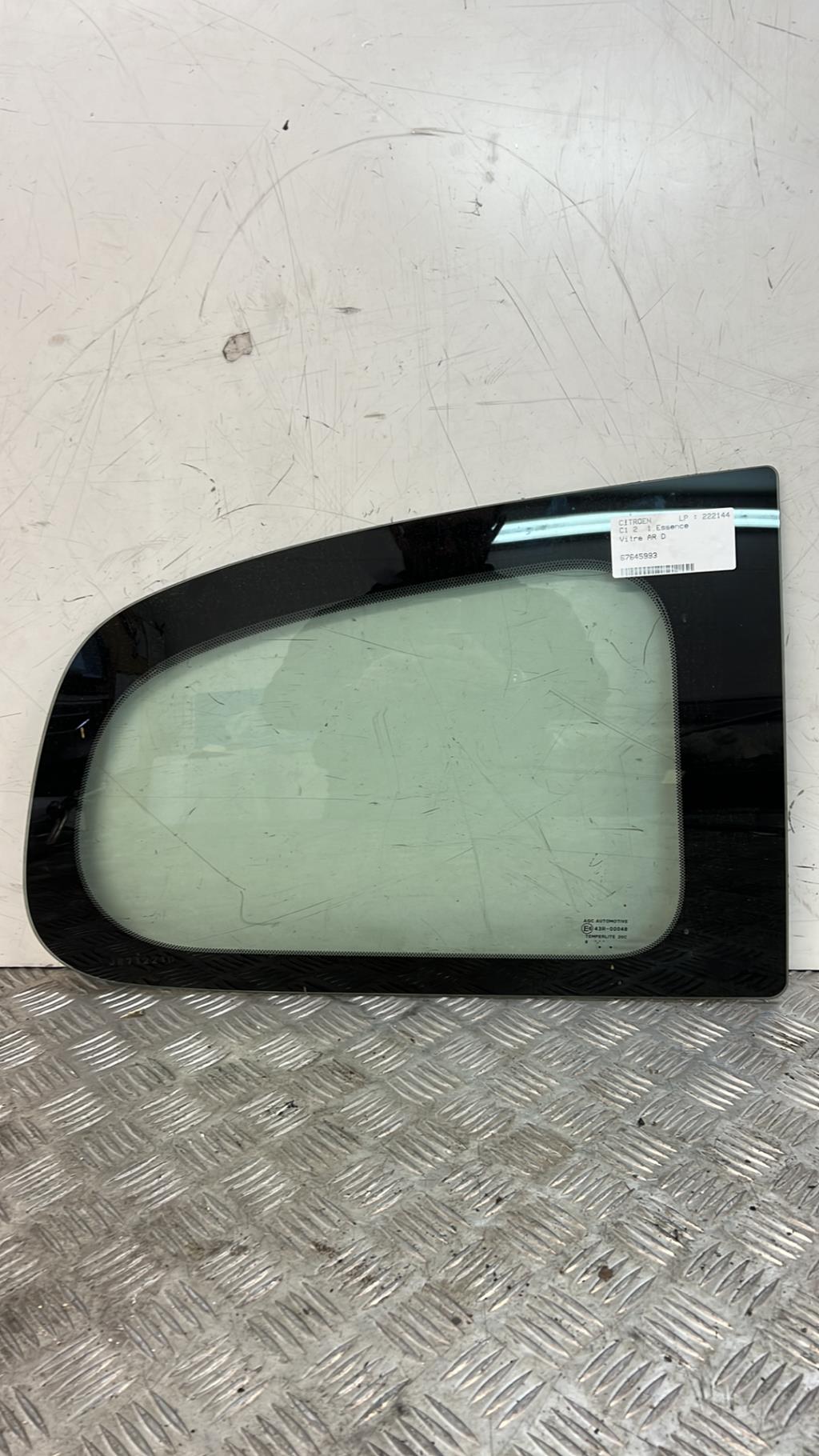 Vitre arriere droit CITROEN C1 2 Essence - 1