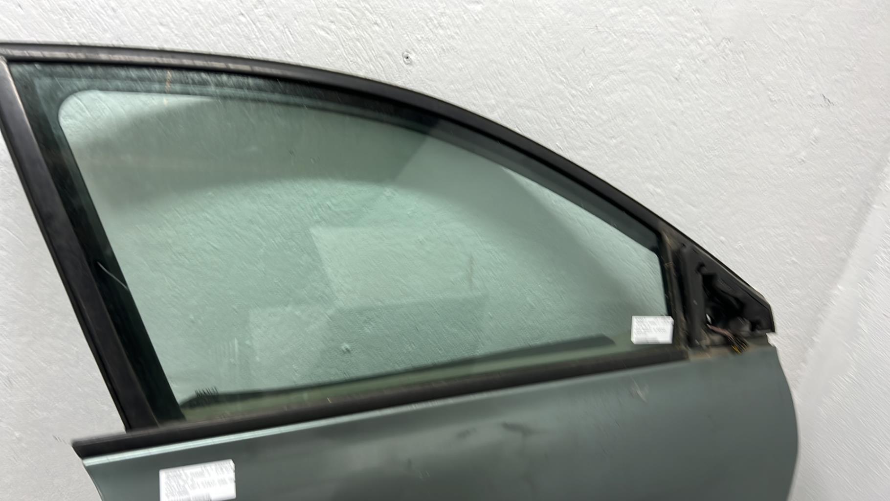 Vitre avant droit RENAULT MEGANE 2 PHASE 1 Diesel - 1