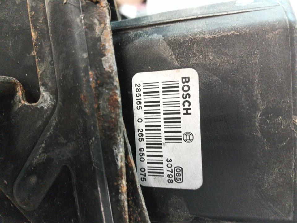 Bloc ABS (freins anti-blocage) CITROEN C8 Essence - 1