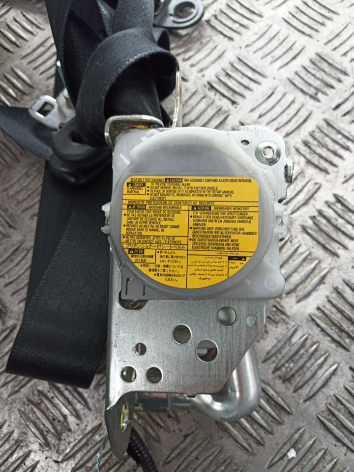 Ceinture avant gauche TOYOTA IQ Diesel - 1