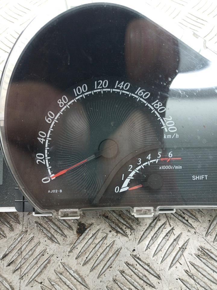 Compteur TOYOTA IQ Diesel - 1