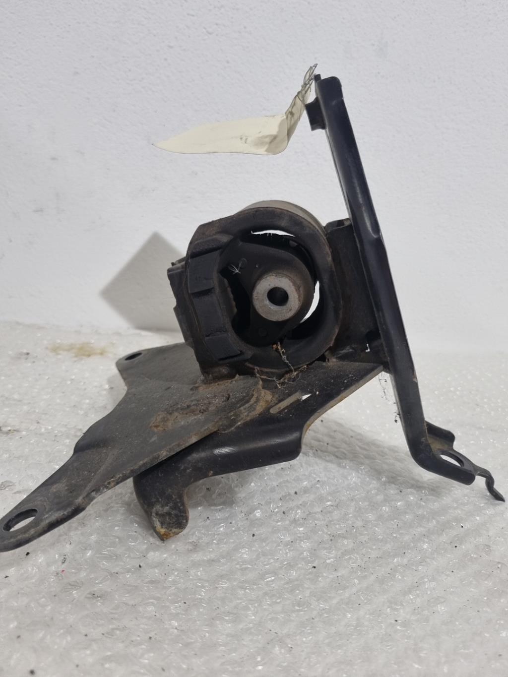 Support de boite TOYOTA YARIS 2 PHASE 1 Essence - 1