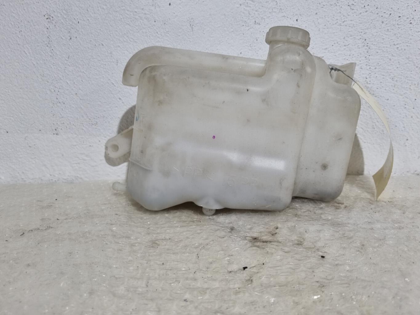 Vase d'expansion MITSUBISHI L 200 4 Diesel - 1