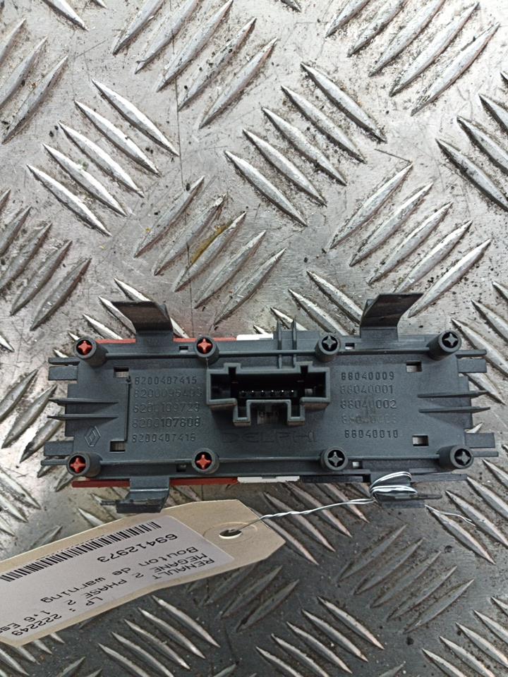 Bouton de warning RENAULT MEGANE 2 PHASE 2 Essence - 1