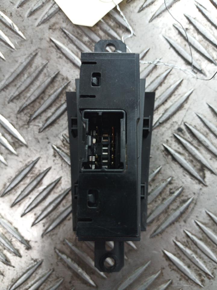 Bouton de warning SUZUKI SWIFT 4 Essence - 1