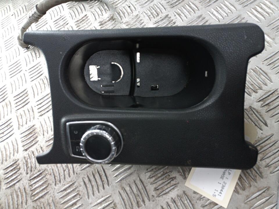 Commande GPS MERCEDES CLASSE A 176 PHASE 1 Diesel - 1