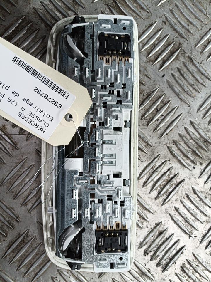 Eclairage de plafonnier MERCEDES CLASSE A 176 PHASE 1  - 1