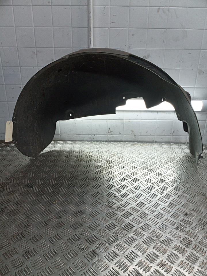 Pare boue arriere droit PORSCHE V8 2004  - 1