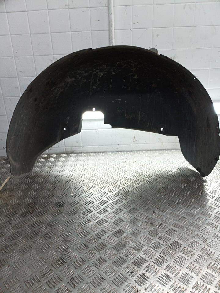 Pare boue arriere gauche PORSCHE V8 2004  - 1