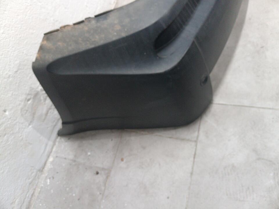 Pare choc arriere BMW X3 E83  - 1