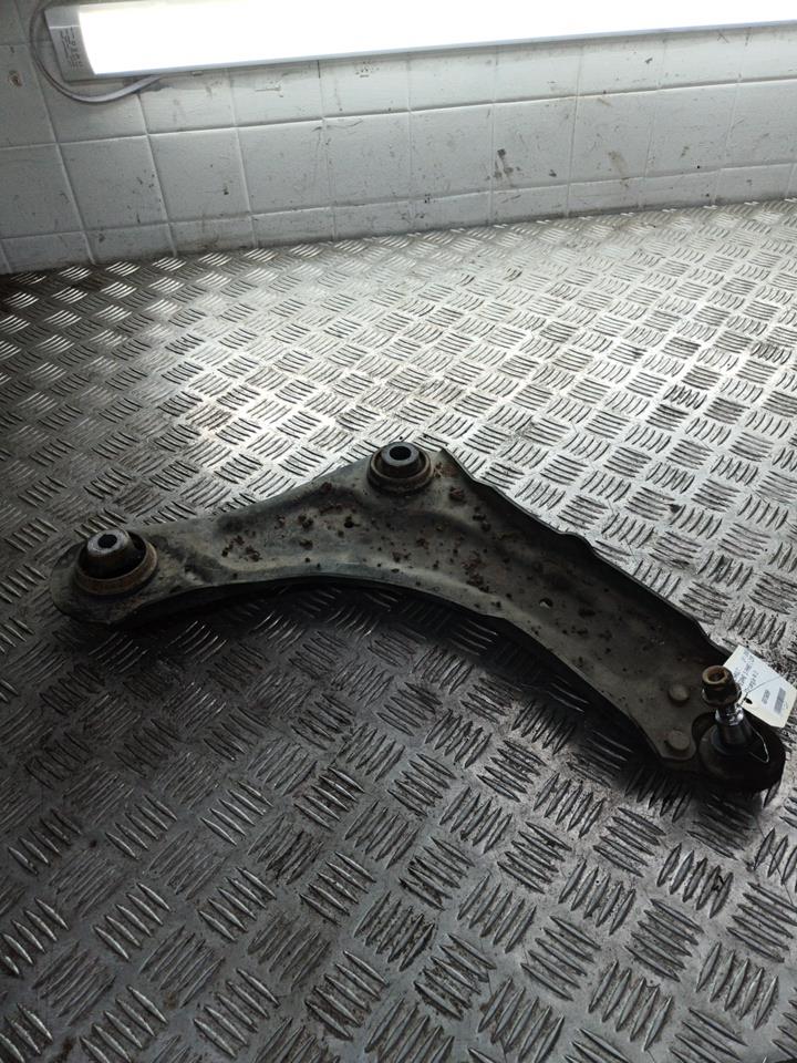 Triangle avant droit RENAULT MEGANE 3 PHASE 1 COUPE Diesel - 1