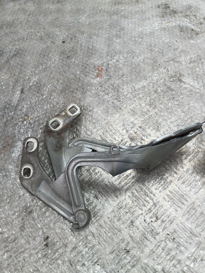 Charniere de capot FORD MONDEO 3 PHASE 1 Diesel - 1