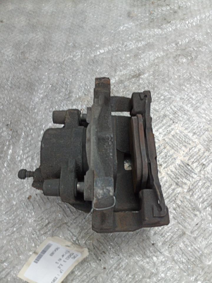 Etrier avant gauche (freinage) FORD MONDEO 3 PHASE 1 Diesel - 1